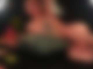 Live cam show with KimKolt - Big Ass Teen (18+) on Livezox