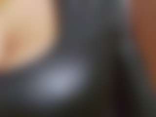 Live cam show with Nicol-Jaramillo - Living Room on iamadamtest123.com