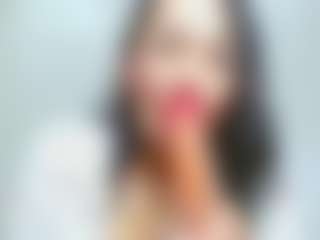 Live cam show with Nicol-Jaramillo - Drinking on Free Soda