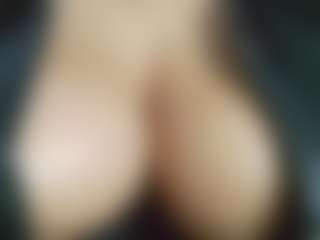 Live cam show with Nicol-Jaramillo - Living Room on Camsoda