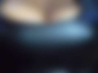 Live cam show with Nicol-Jaramillo - Living Room on TottyGirls