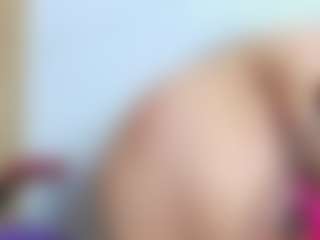 Live cam show with Nicol-Jaramillo - Living Room on intimatelivegirls.com