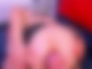 Live cam show with VeronicaRyan - Anal on CamClone
