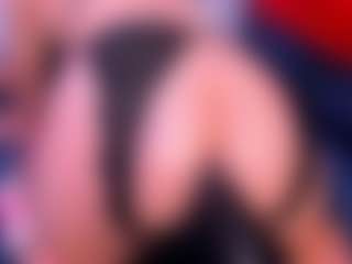 Live cam show with VeronicaRyan - Gagging on SinfulBabes