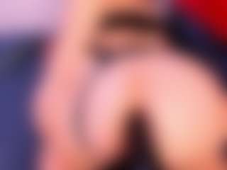 Live cam show with VeronicaRyan - Big Ass on Uber Horny