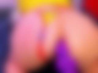 Live cam show with VeronicaRyan - Squirt MILF on Camsoda Late Night