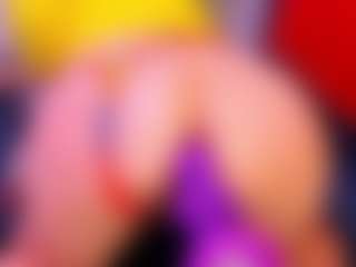 Live cam show with VeronicaRyan - Brown Hair on Camsoda Late Night