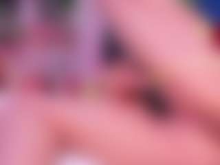 Live cam show with VeronicaRyan - Rub on Milfs Live