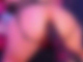 Live cam show with VeronicaRyan - Granny Squirt on Mixed Magazine Live