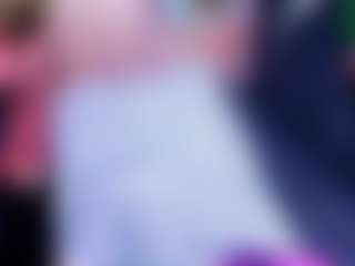 VeronicaRyan MILF webcam performer live streaming