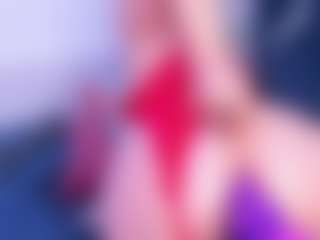 Live cam show with VeronicaRyan - Anal Curvy on fapnchat
