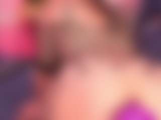 Live cam show with VeronicaRyan - Striptease on xplaylive.com