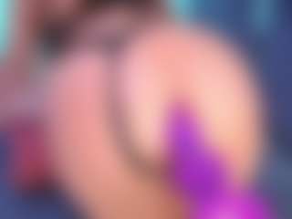 VeronicaRyan's Live Sex Cam Show