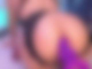 VeronicaRyan's Live Sex Cam Show