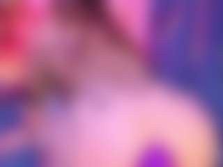 Live cam show with VeronicaRyan - Latina MILF on studioflirtlive.com | colombia