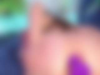 VeronicaRyan's Live Sex Cam Show