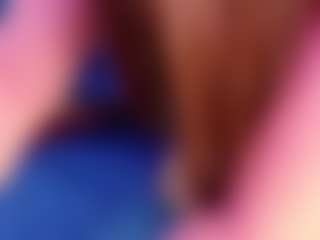 Live cam show with VeronicaRyan - Spank on CamwithHer