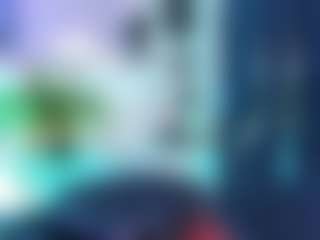 Live cam show with VeronicaRyan - Brown Eyes Brown Hair on StripNow