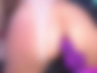 Live cam show with VeronicaRyan - Lush on Camsoda