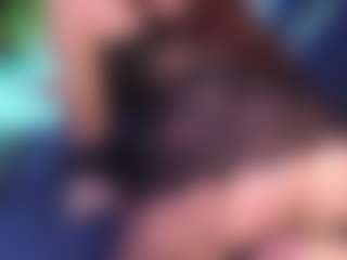 Live cam show with VeronicaRyan - Dildo Or Vibrator MILF on AdultVida.com