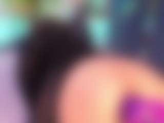 Live cam show with VeronicaRyan - BBW Middle Aged on LiveSexCams6