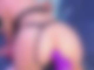 VeronicaRyan's Live Sex Cam Show