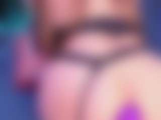 VeronicaRyan's Live Sex Cam Show