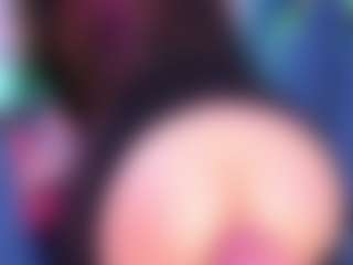 Live cam show with VeronicaRyan - Latina on Milfs Live | colombia