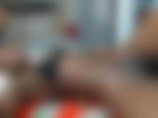 Live cam show with african_queen - Smoking on CamwithHer