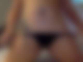 Live cam show with Lexi - Anal Teen (18+) on CamClone