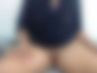 khalifa-mature MILF webcam performer live streaming
