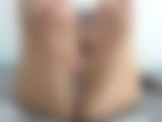 khalifa-mature MILF webcam performer live streaming
