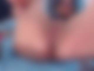 Live cam show with khalifa-mature - Brown Eyes Mature on Gym Cam Girls