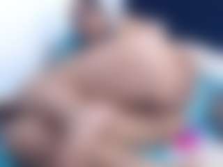 Live cam show with khalifa-mature - Bedroom Mature on TeamSkeetLive