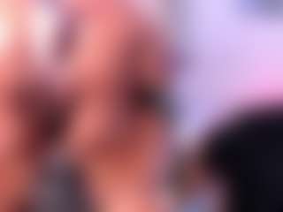 Live cam show with MilaHall - Solo on madthumbs