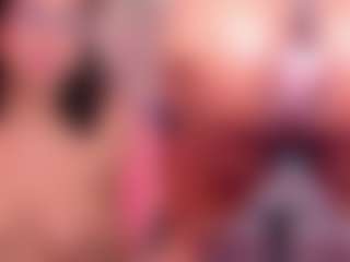 Live cam show with MilaHall - Lovense on pussylord.com