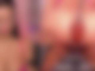 Live cam show with MilaHall - Fingers on Gym Cam Girls