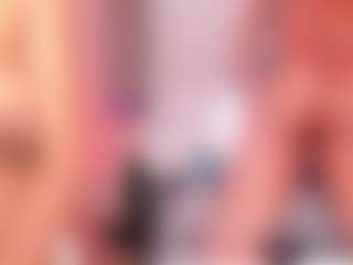 Live cam show with MilaHall - Athletic Public on Gym Cam Girls