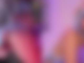 Live cam show with SweetieCloe - Striptease on Camming Site