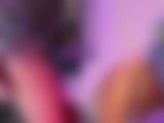Live cam show with SweetieCloe - Camel Toe on Stripli.com