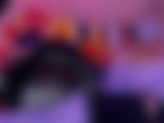 Live cam show with SweetieCloe - Athletic on Camsoda