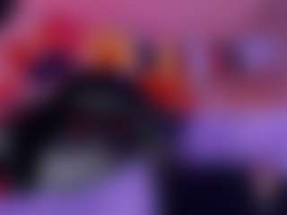 Live cam show with SweetieCloe - Skinny on madthumbs