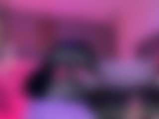 Live cam show with SweetieCloe - Gamer Athletic on AdultVida.com