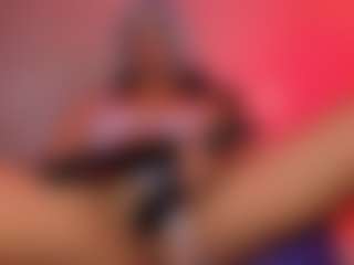 Live cam show with SweetieCloe - Arab Athletic on Milfs Live