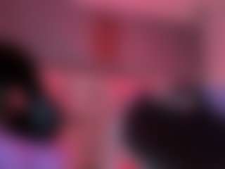 Live cam show with SweetieCloe - Amateur on Uber Horny