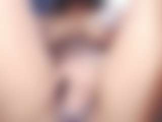 Live cam show with Cata-Santanaa - Spank on CamClone