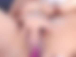 Cata-Santanaa's Live Sex Cam Show