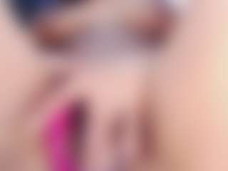 Cata-Santanaa's Live Sex Cam Show