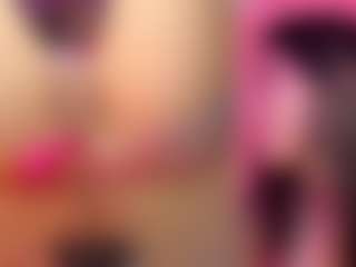 Show en direct avec EvaSingh - Ahegao BBW sur Camsoda
