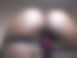 GlazedBunzz's Live Sex Cam Show